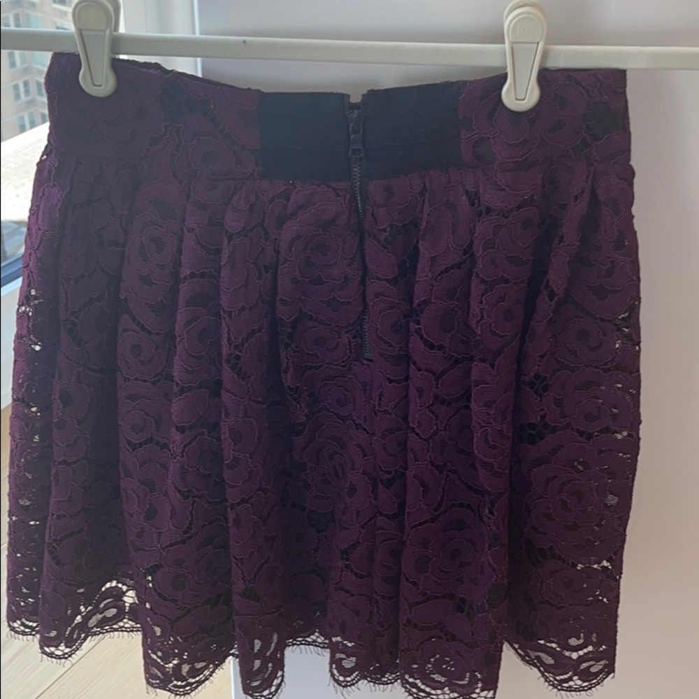 Alice + Olivia dark purple lace skirt - Picture 4 of 11